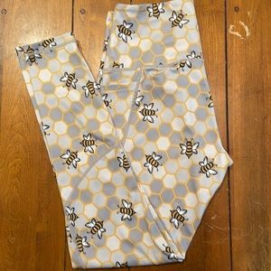 FMFM bee leggings size medium